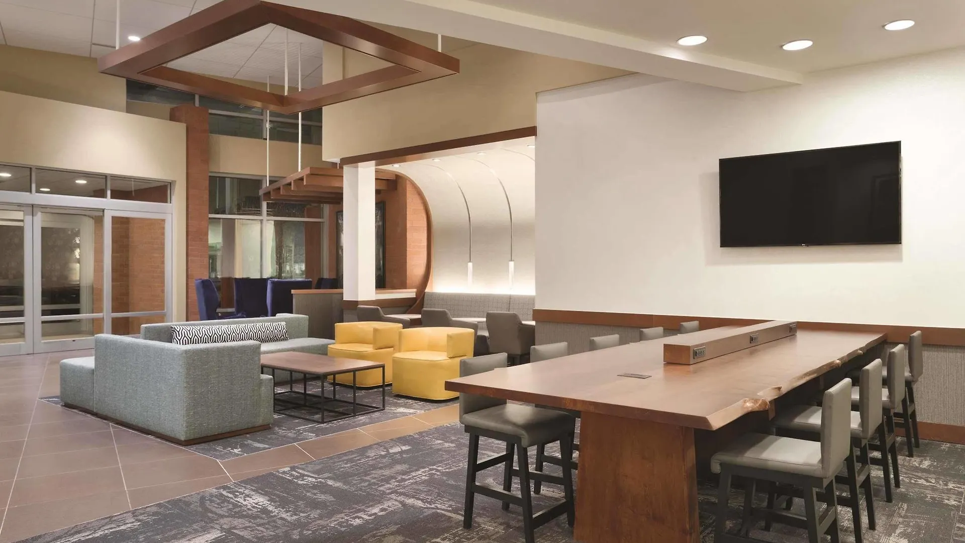 Hyatt Place Portland Airport/Cascade Station 3*,